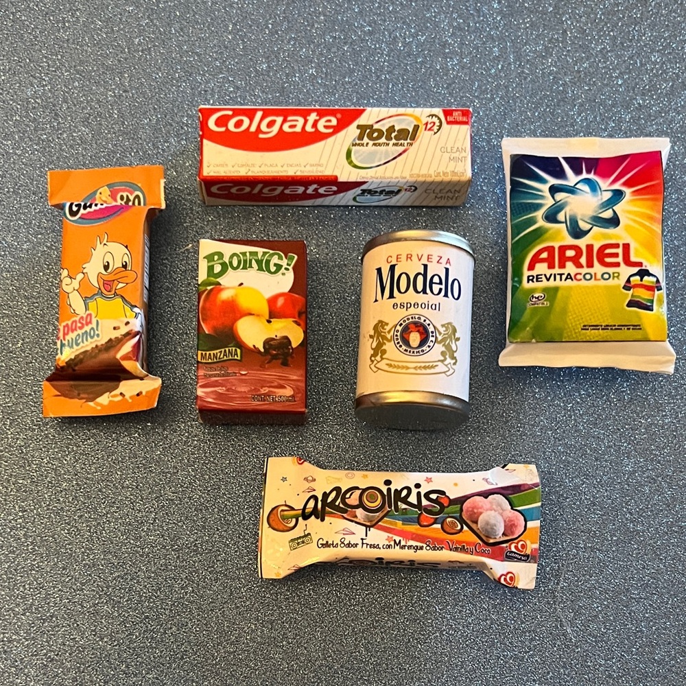 Assorted Mexican Products Bundle beautiful miniature
refrigerator magnets